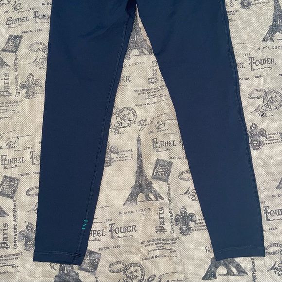 Nancy Rose Performance Black Ripped Slits High Rise Front Pocket Legging Size 6 - Picture 6 of 16